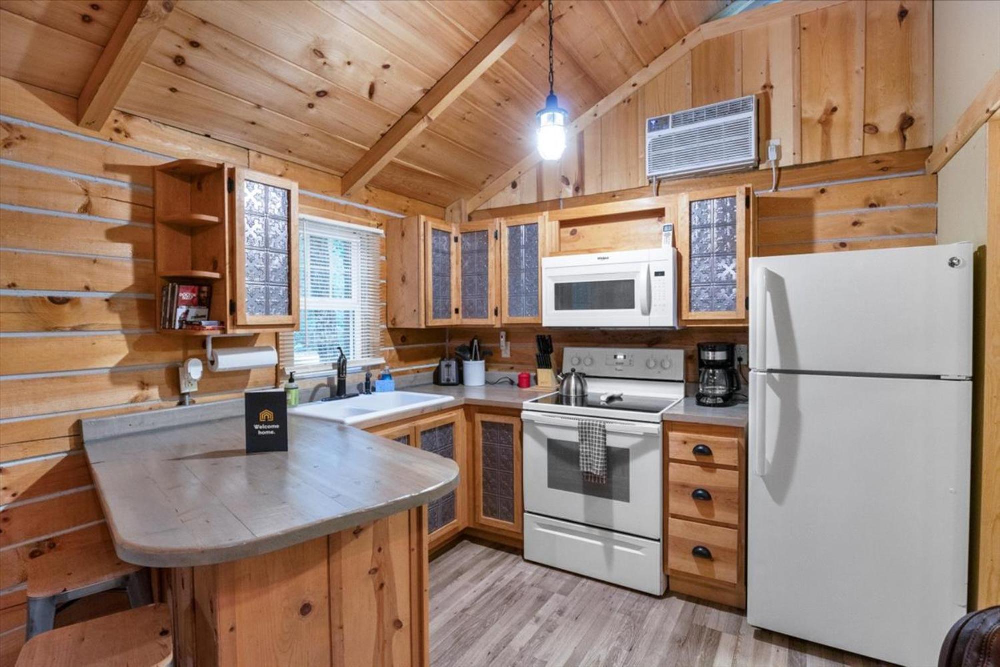 The Eldon Cabin Experience Экстерьер фото