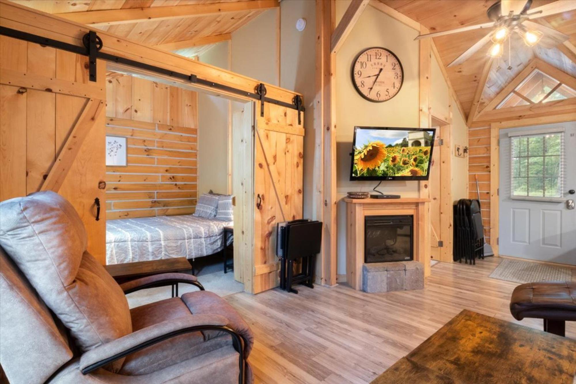 The Eldon Cabin Experience Экстерьер фото